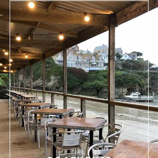 Lewinnick Lodge dining terrace from the official venue website.